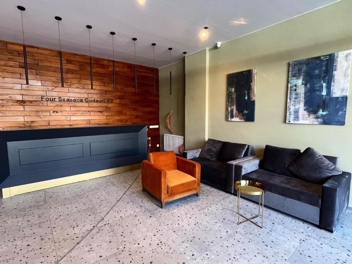 Delux Apartment For 6 Guest, New กูเดาริ ภายนอก รูปภาพ